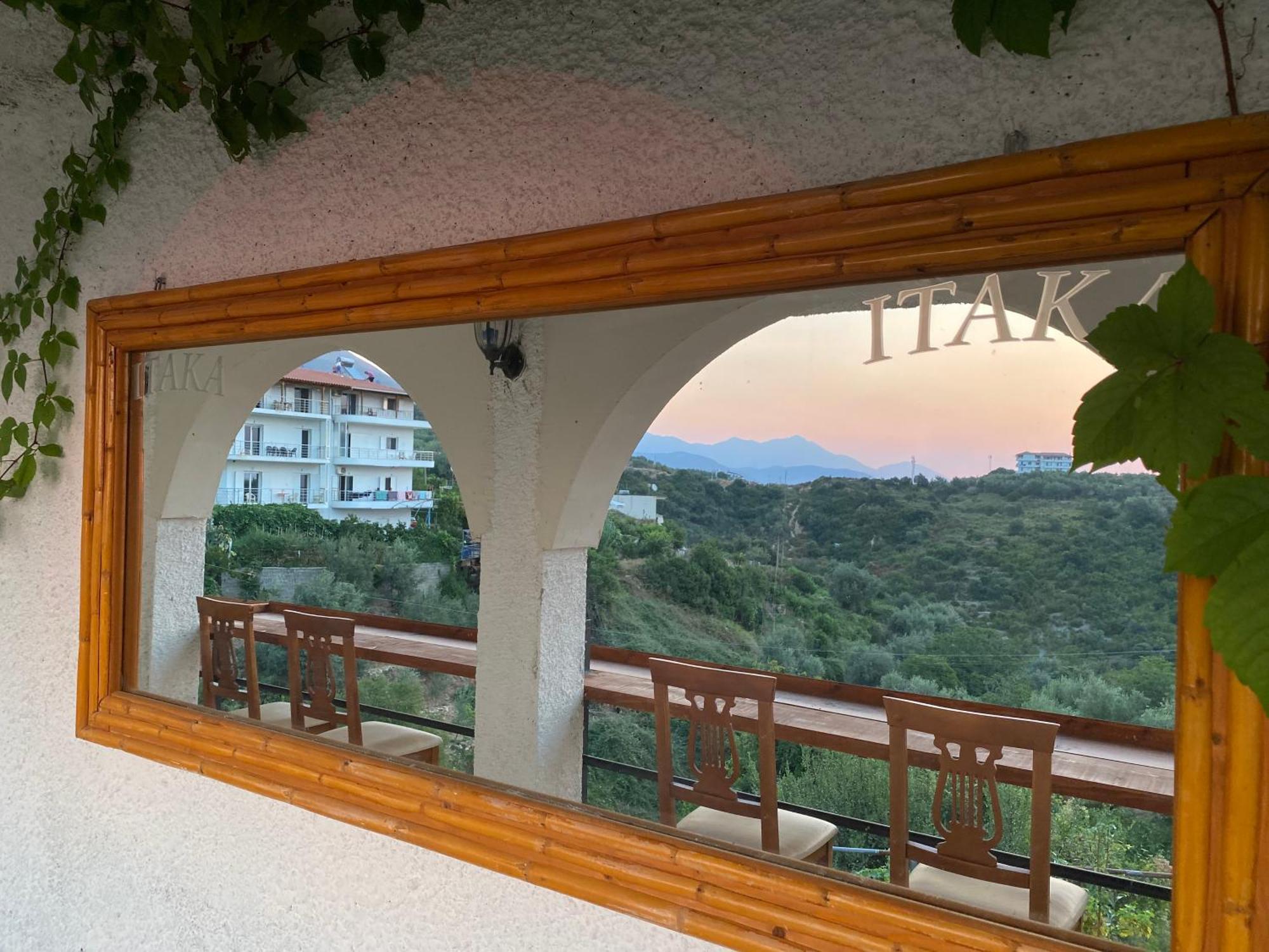 Itaka Hotel Lukova Kültér fotó